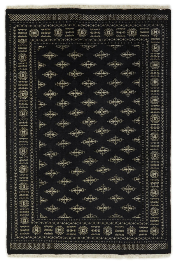 Bokhara Tekke three-ply hand-knotted wool rug, 5.4 × 8.1 ft