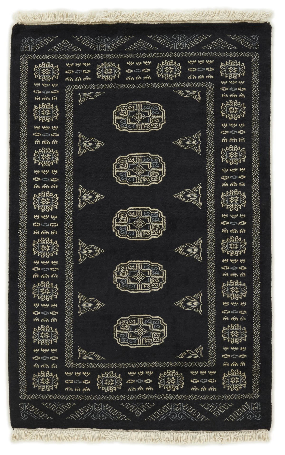 Bokhara Gul three-ply hand-knotted wool rug, 2.6 × 4 ft
