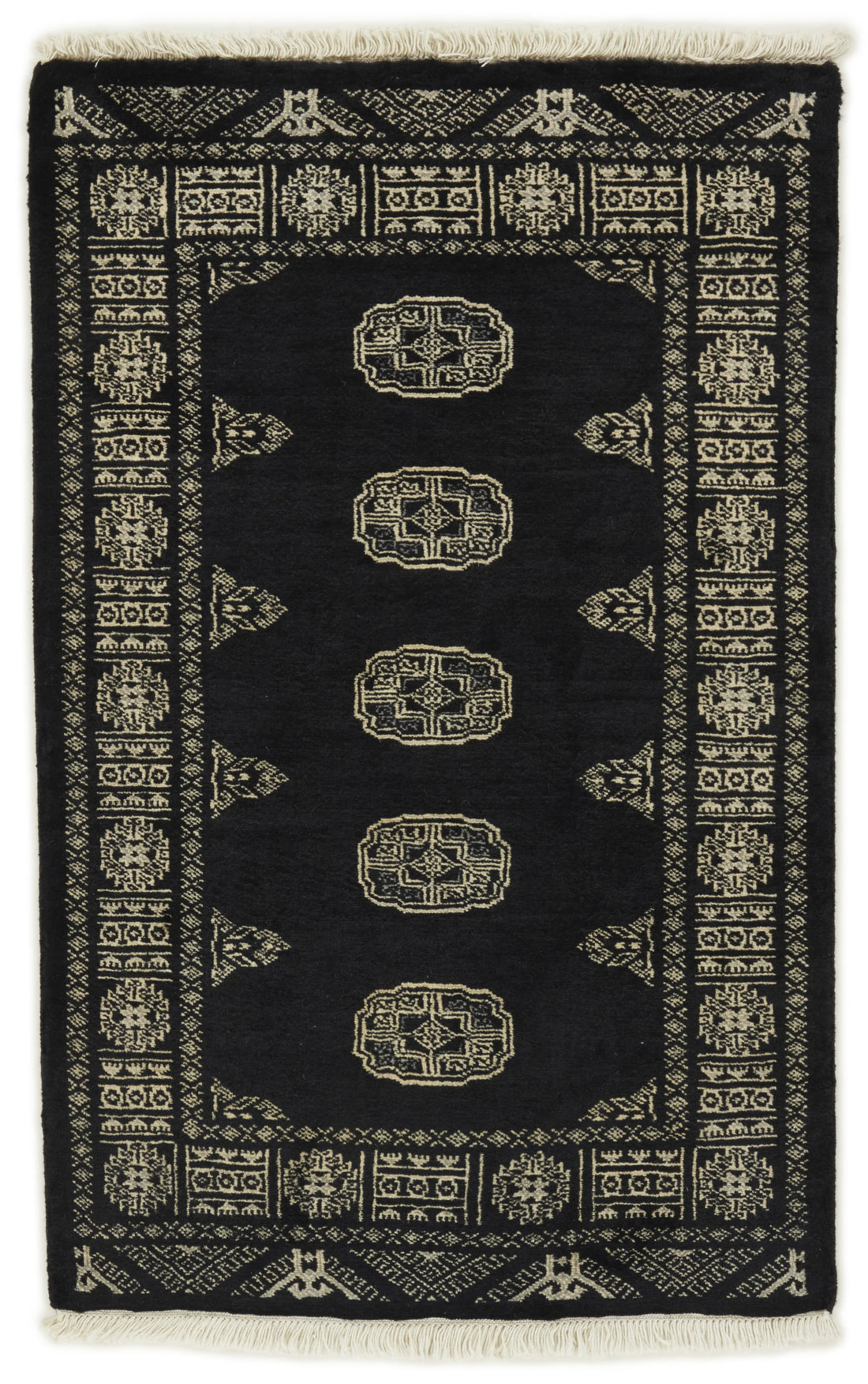 Bokhara Gul three-ply hand-knotted wool rug, 2.6 × 4 ft