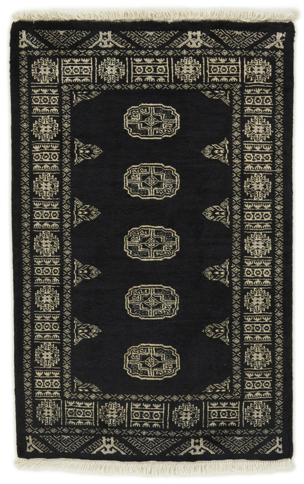 Bokhara Gul three-ply hand-knotted wool rug, 2.6 × 4 ft