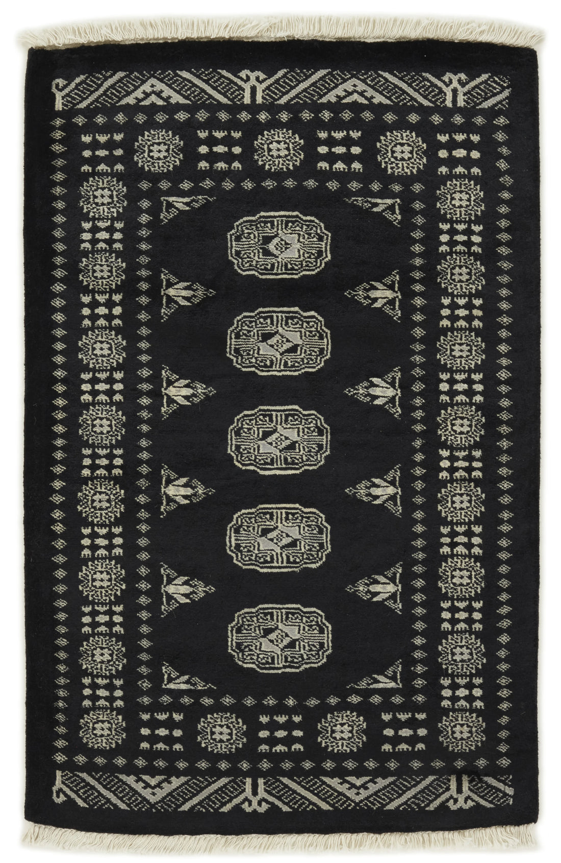 Bokhara Gul three-ply hand-knotted wool rug, 2.7 × 4.2 ft