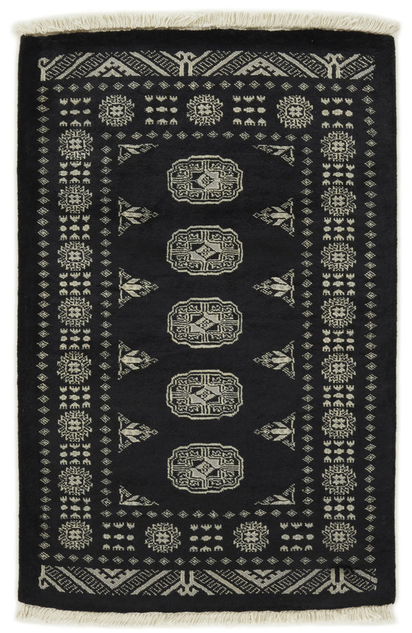 Bokhara Gul three-ply hand-knotted wool rug, 2.7 × 4.2 ft