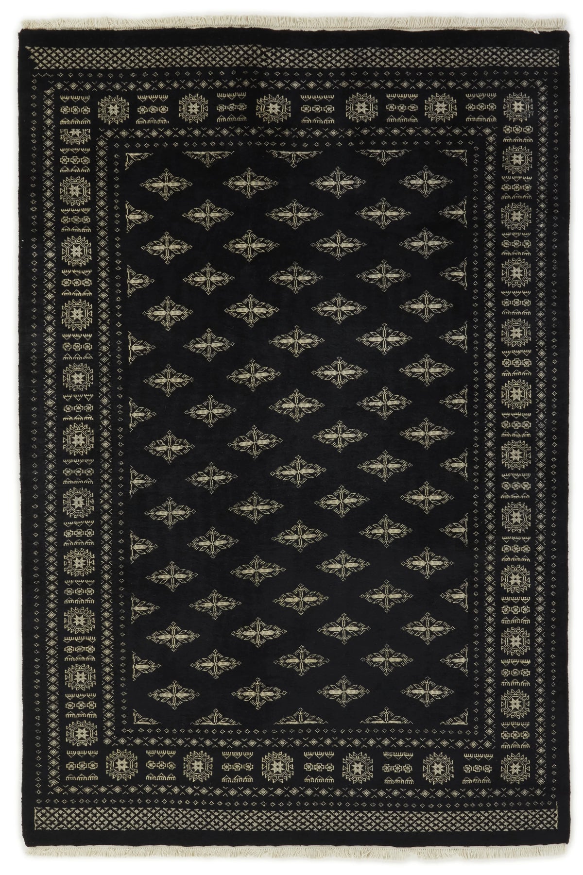 Bokhara Tekke three-ply hand-knotted wool rug, 5.4 × 8.1 ft