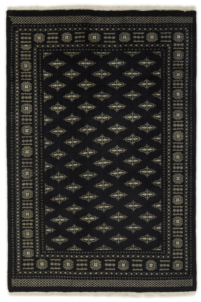 Bokhara Tekke three-ply hand-knotted wool rug, 5.4 × 8.1 ft