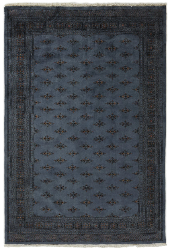Bokhara Tekke three-ply hand-knotted wool rug, 6.5 × 9.6 ft